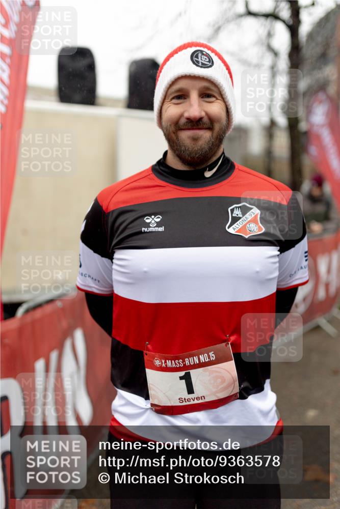 07.12.2025 - St. Pauli X-Mass-Run No. 15 Michael Strokosch http://msf.ph/oto/9363578 07.12.2025 12:09:38 Laufen 15, 1, 93 meine-sportfotos.de