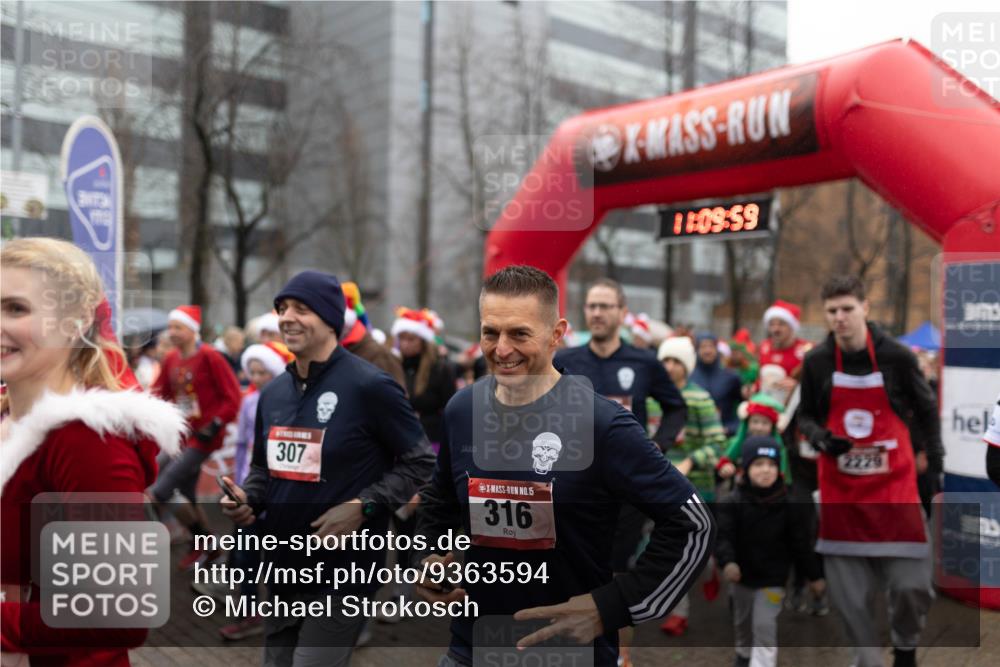 07.12.2025 - St. Pauli X-Mass-Run No. 15 Michael Strokosch http://msf.ph/oto/9363594 07.12.2025 12:09:57 Laufen 307, 16, 09, 59, 15, 316, 2229 meine-sportfotos.de