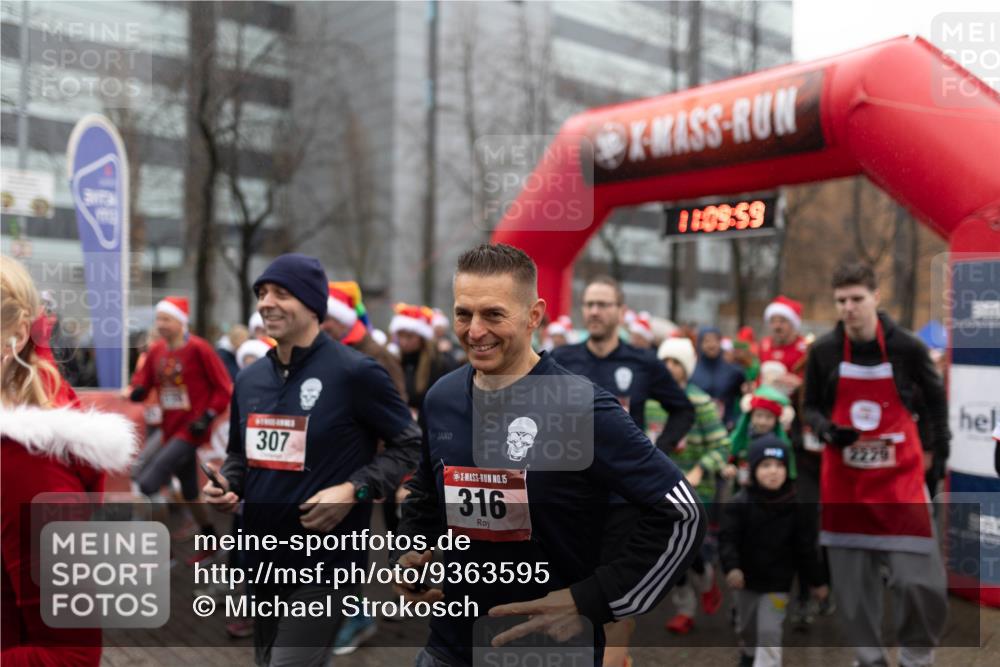 07.12.2025 - St. Pauli X-Mass-Run No. 15 Michael Strokosch http://msf.ph/oto/9363595 07.12.2025 12:09:58 Laufen 307, 11, 09, 59, 15, 316 meine-sportfotos.de