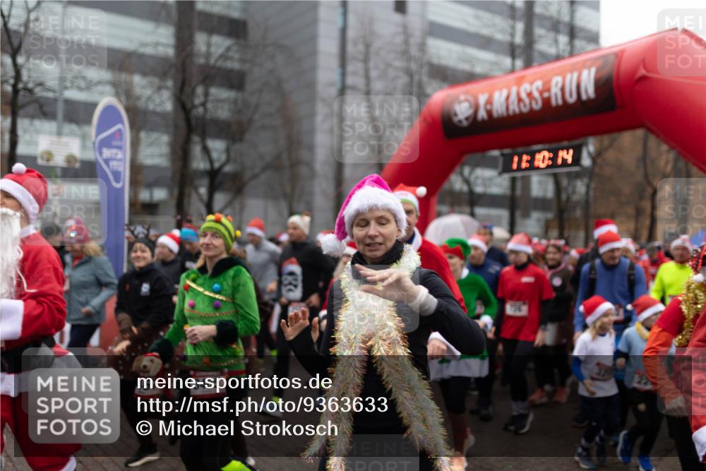07.12.2025 - St. Pauli X-Mass-Run No. 15 Michael Strokosch http://msf.ph/oto/9363633 07.12.2025 12:10:13 Laufen 467, 3465 meine-sportfotos.de