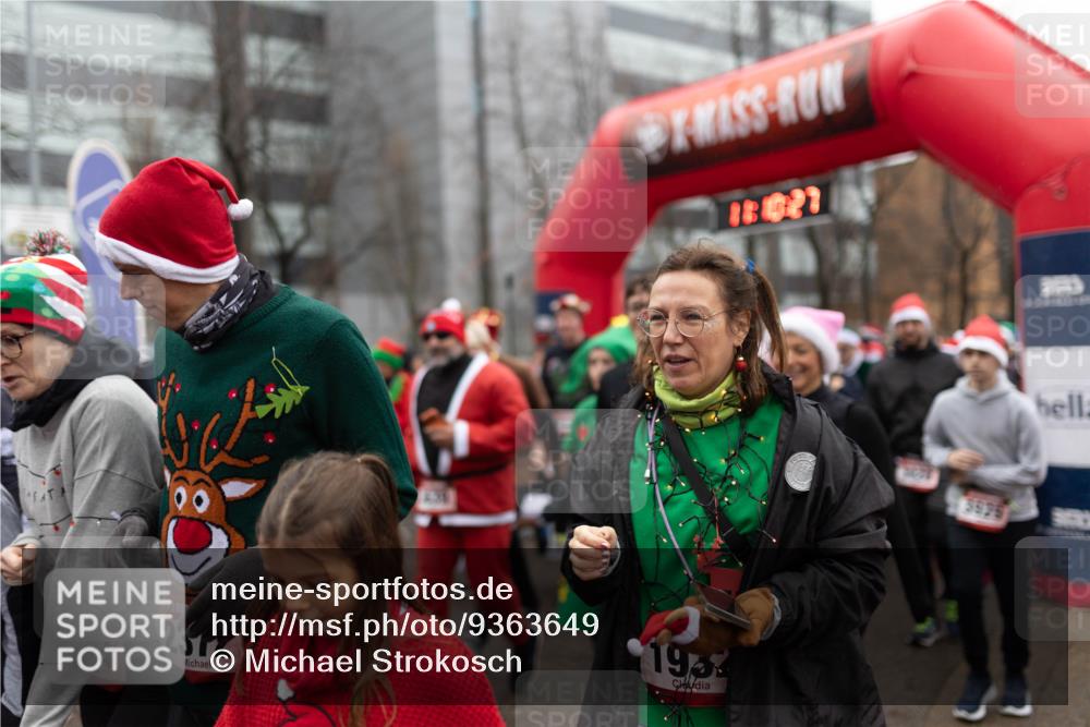 07.12.2025 - St. Pauli X-Mass-Run No. 15 Michael Strokosch http://msf.ph/oto/9363649 07.12.2025 12:10:25 Laufen 4, 2312, 193, 18027 meine-sportfotos.de