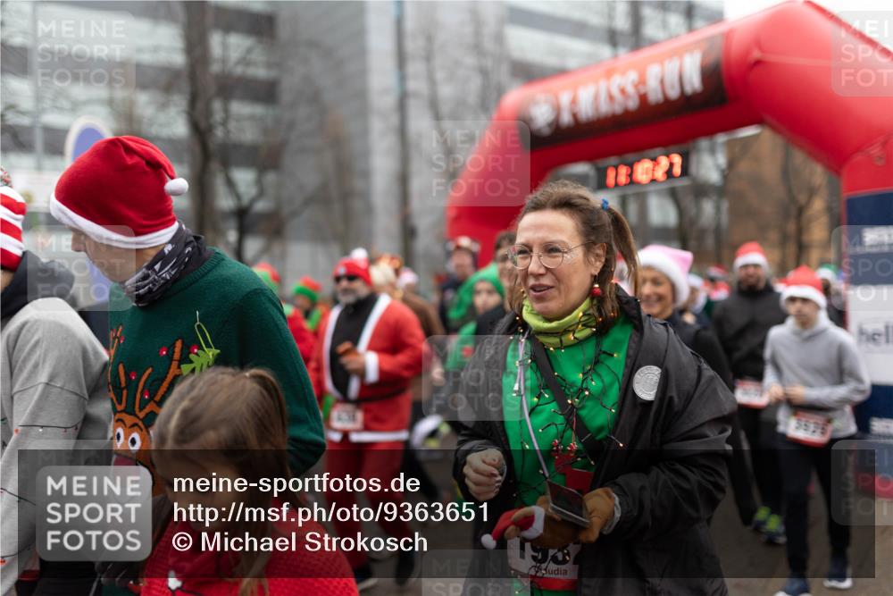 07.12.2025 - St. Pauli X-Mass-Run No. 15 Michael Strokosch http://msf.ph/oto/9363651 07.12.2025 12:10:25 Laufen 190, 18021 meine-sportfotos.de