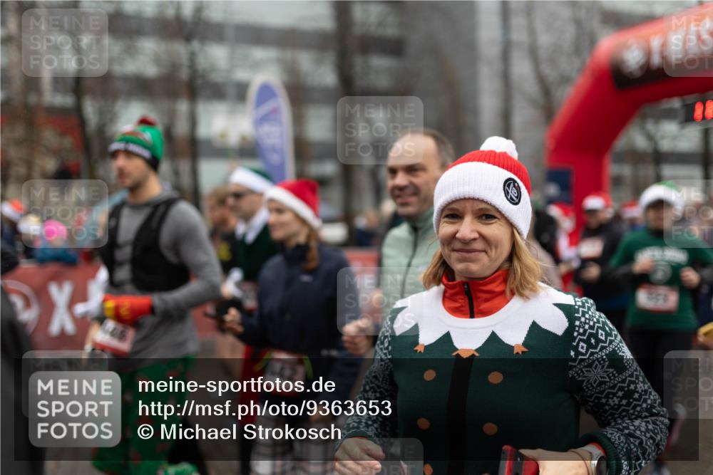 07.12.2025 - St. Pauli X-Mass-Run No. 15 Michael Strokosch http://msf.ph/oto/9363653 07.12.2025 12:10:28 Laufen 142 meine-sportfotos.de