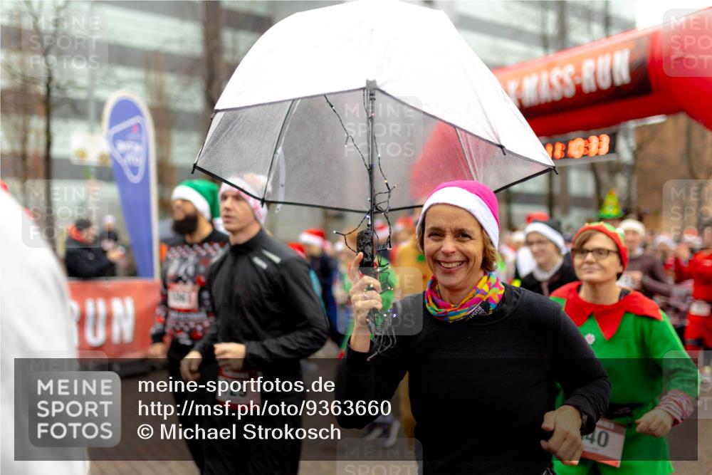 07.12.2025 - St. Pauli X-Mass-Run No. 15 Michael Strokosch http://msf.ph/oto/9363660 07.12.2025 12:10:31 Laufen 729, 40 meine-sportfotos.de
