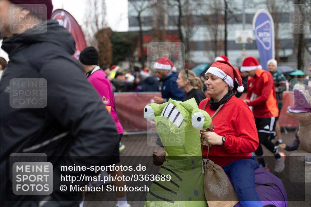 07.12.2025 - St. Pauli X-Mass-Run No. 15 Michael Strokosch http://msf.ph/oto/9363689 07.12.2025 12:10:41 Laufen  meine-sportfotos.de