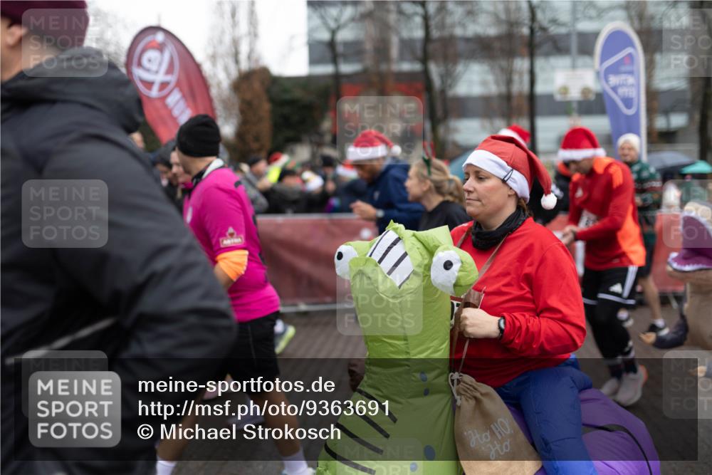 07.12.2025 - St. Pauli X-Mass-Run No. 15 Michael Strokosch http://msf.ph/oto/9363691 07.12.2025 12:10:41 Laufen  meine-sportfotos.de