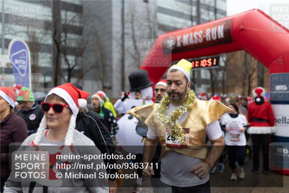 07.12.2025 - St. Pauli X-Mass-Run No. 15 Michael Strokosch http://msf.ph/oto/9363711 07.12.2025 12:10:49 Laufen 5600 meine-sportfotos.de