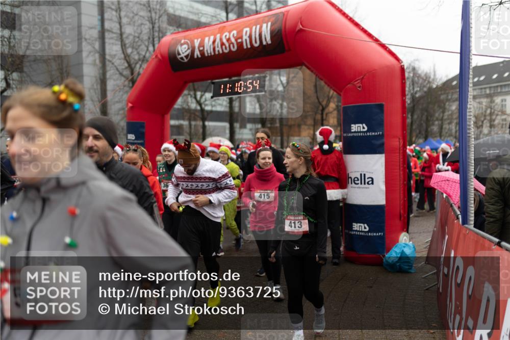 07.12.2025 - St. Pauli X-Mass-Run No. 15 Michael Strokosch http://msf.ph/oto/9363725 07.12.2025 12:10:53 Laufen 589, 11, 10, 54, 36, 415, 413 meine-sportfotos.de