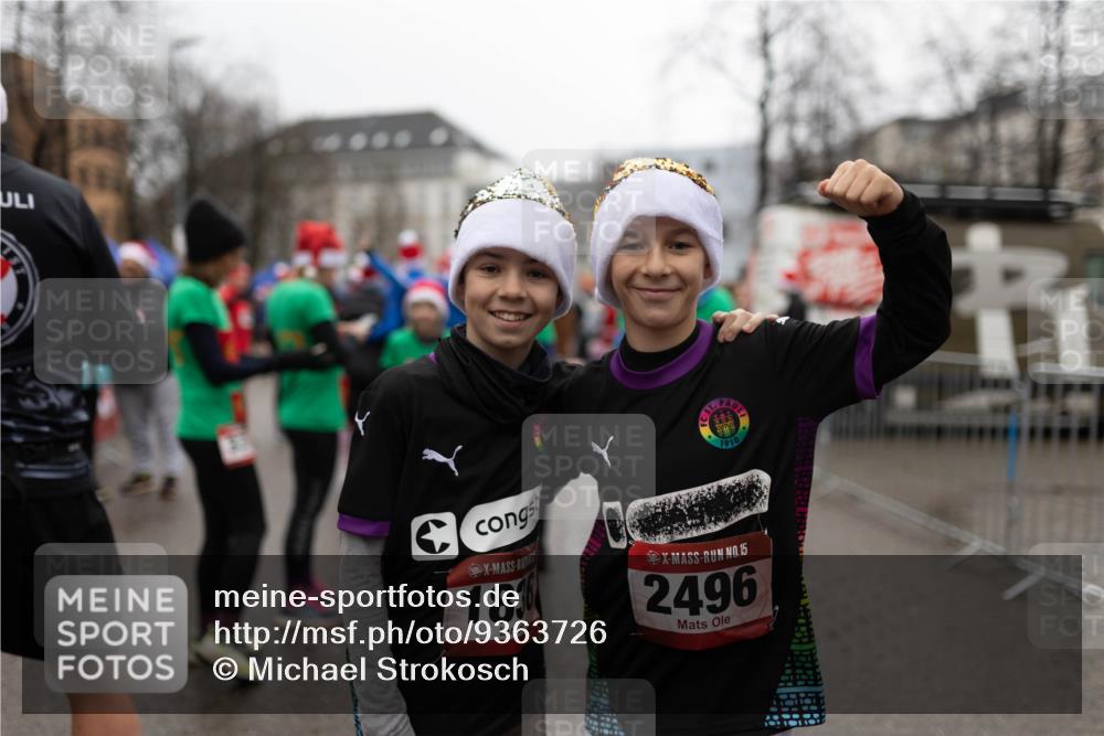 07.12.2025 - St. Pauli X-Mass-Run No. 15 Michael Strokosch http://msf.ph/oto/9363726 07.12.2025 12:13:49 Laufen 1910, 183, 15, 2496 meine-sportfotos.de