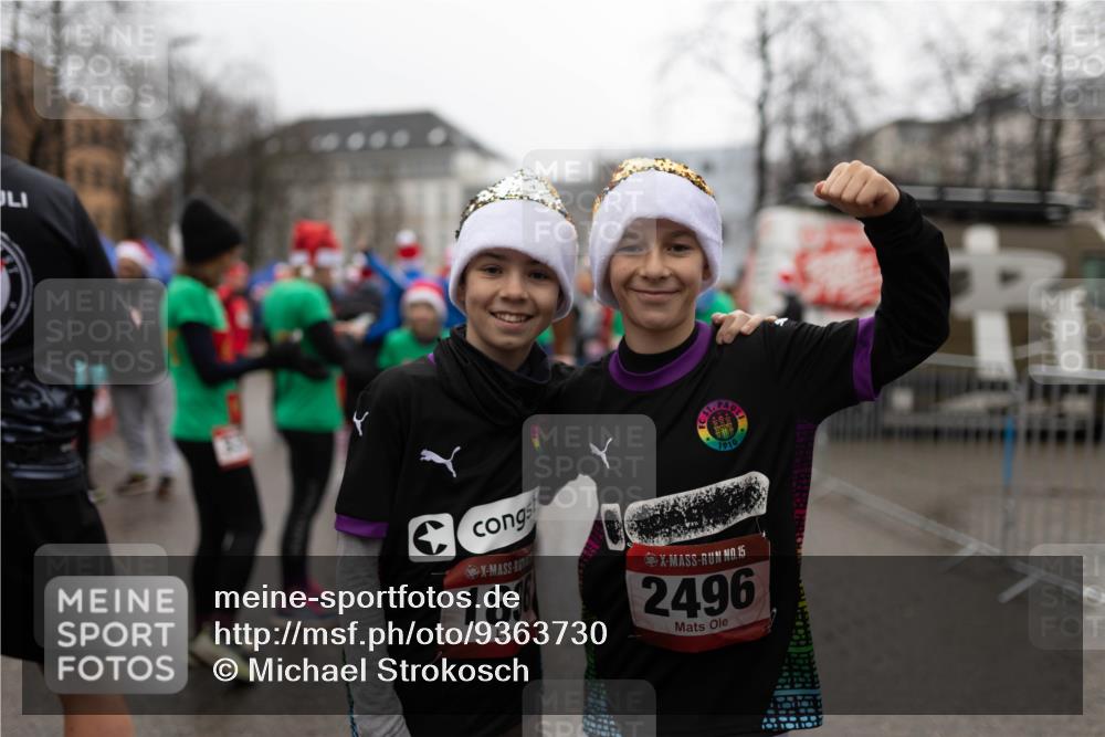 07.12.2025 - St. Pauli X-Mass-Run No. 15 Michael Strokosch http://msf.ph/oto/9363730 07.12.2025 12:13:49 Laufen 1910, 183, 15, 2496 meine-sportfotos.de