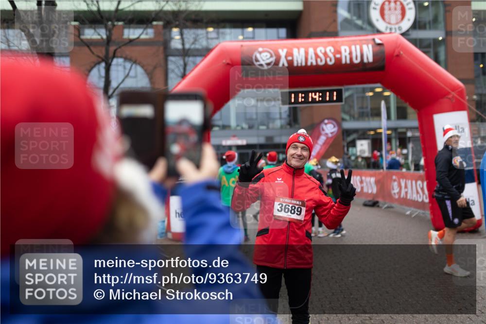 07.12.2025 - St. Pauli X-Mass-Run No. 15 Michael Strokosch http://msf.ph/oto/9363749 07.12.2025 12:14:10 Laufen 1919, 18, 14, 11, 5, 3689 meine-sportfotos.de