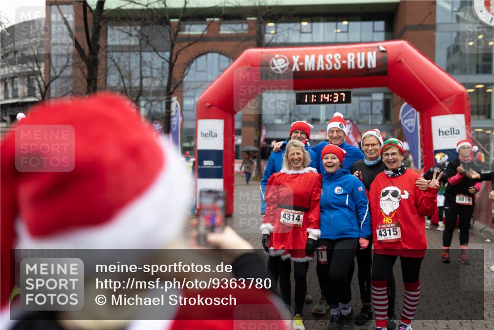 07.12.2025 - St. Pauli X-Mass-Run No. 15 Michael Strokosch http://msf.ph/oto/9363780 07.12.2025 12:14:35 Laufen 11, 14, 37, 4314, 5, 4315, 3819 meine-sportfotos.de