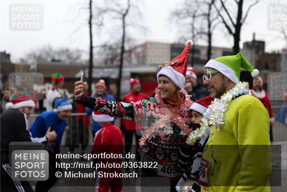 07.12.2025 - St. Pauli X-Mass-Run No. 15 Michael Strokosch http://msf.ph/oto/9363822 07.12.2025 12:16:39 Laufen 405, 5 meine-sportfotos.de