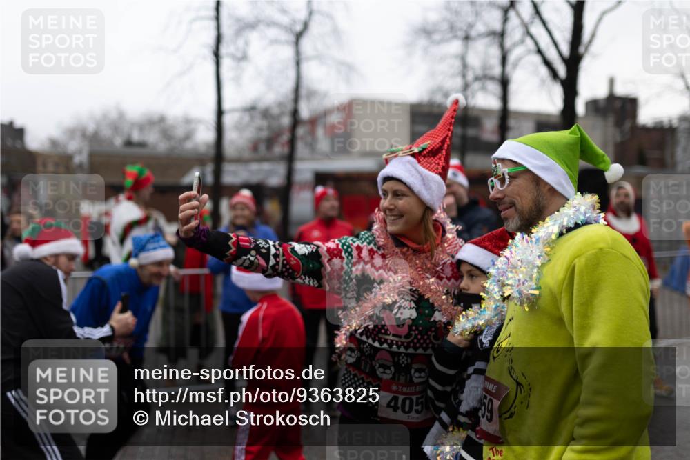 07.12.2025 - St. Pauli X-Mass-Run No. 15 Michael Strokosch http://msf.ph/oto/9363825 07.12.2025 12:16:39 Laufen 405 meine-sportfotos.de