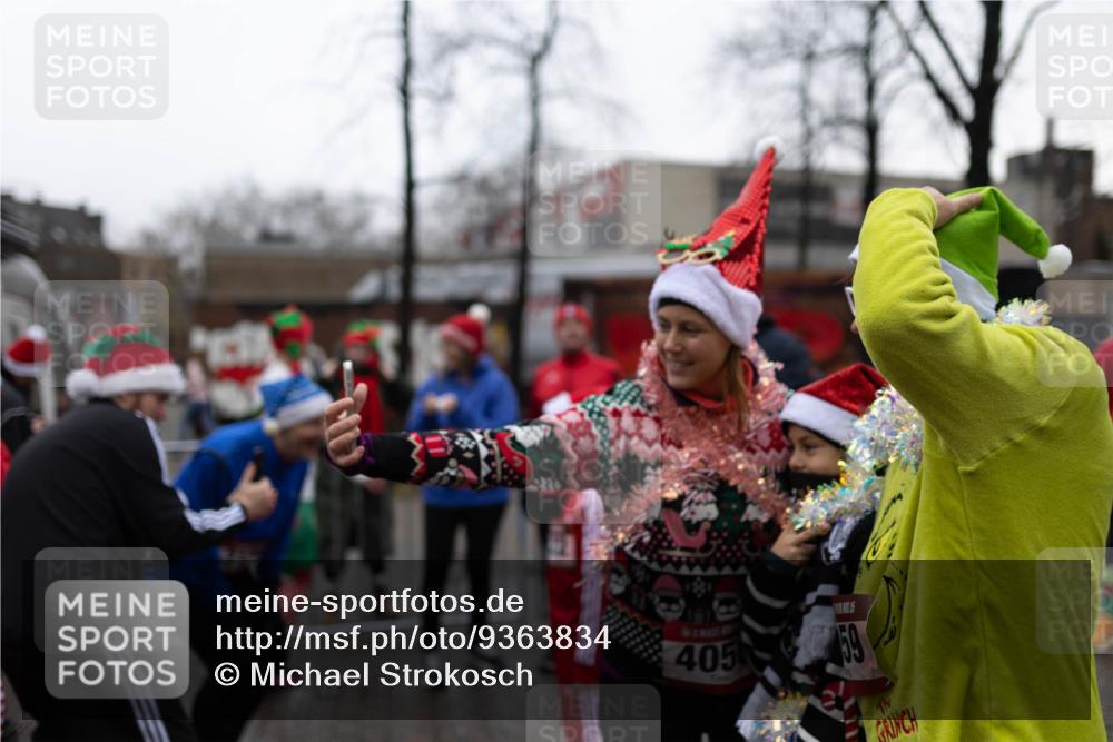 07.12.2025 - St. Pauli X-Mass-Run No. 15 Michael Strokosch http://msf.ph/oto/9363834 07.12.2025 12:16:41 Laufen 405, 59 meine-sportfotos.de