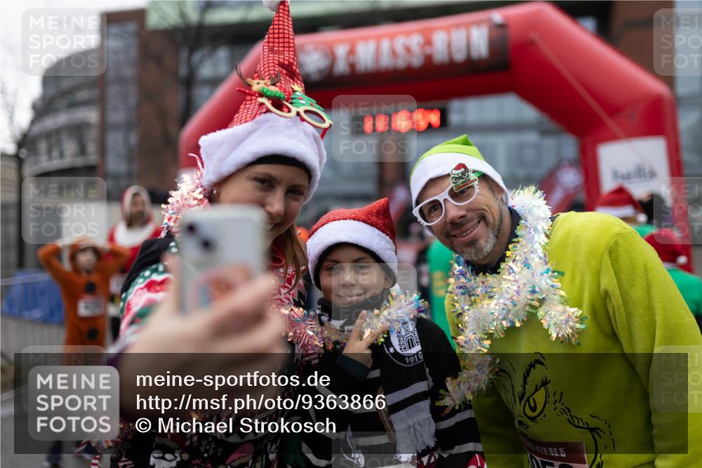 07.12.2025 - St. Pauli X-Mass-Run No. 15 Michael Strokosch http://msf.ph/oto/9363866 07.12.2025 12:16:53 Laufen 1869, 1910, 15 meine-sportfotos.de