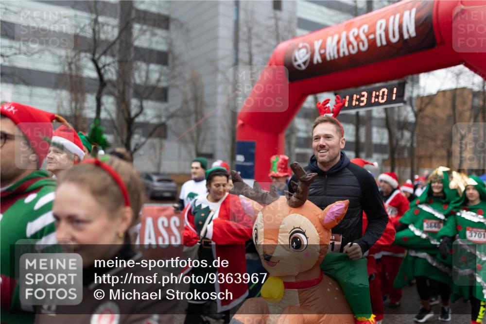 07.12.2025 - St. Pauli X-Mass-Run No. 15 Michael Strokosch http://msf.ph/oto/9363967 07.12.2025 12:30:58 Laufen 11, 31, 01, 640, 3701 meine-sportfotos.de
