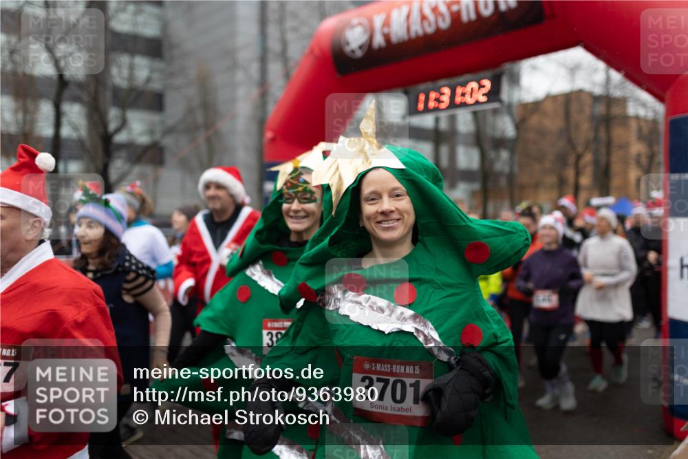 07.12.2025 - St. Pauli X-Mass-Run No. 15 Michael Strokosch http://msf.ph/oto/9363980 07.12.2025 12:31:00 Laufen 15, 7, 38, 15, 3701, 183, 102 meine-sportfotos.de