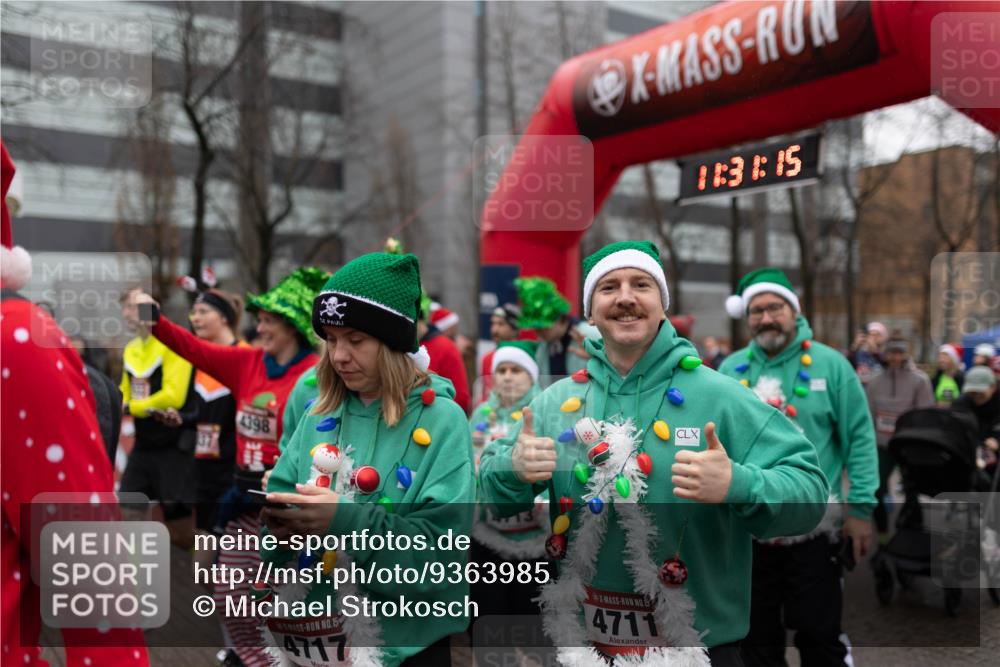 07.12.2025 - St. Pauli X-Mass-Run No. 15 Michael Strokosch http://msf.ph/oto/9363985 07.12.2025 12:31:13 Laufen 4398, 1838, 15, 15, 4717, 15, 4711 meine-sportfotos.de