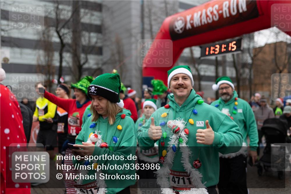 07.12.2025 - St. Pauli X-Mass-Run No. 15 Michael Strokosch http://msf.ph/oto/9363986 07.12.2025 12:31:13 Laufen 4298, 15, 4713, 13, 4711, 11, 31, 15 meine-sportfotos.de