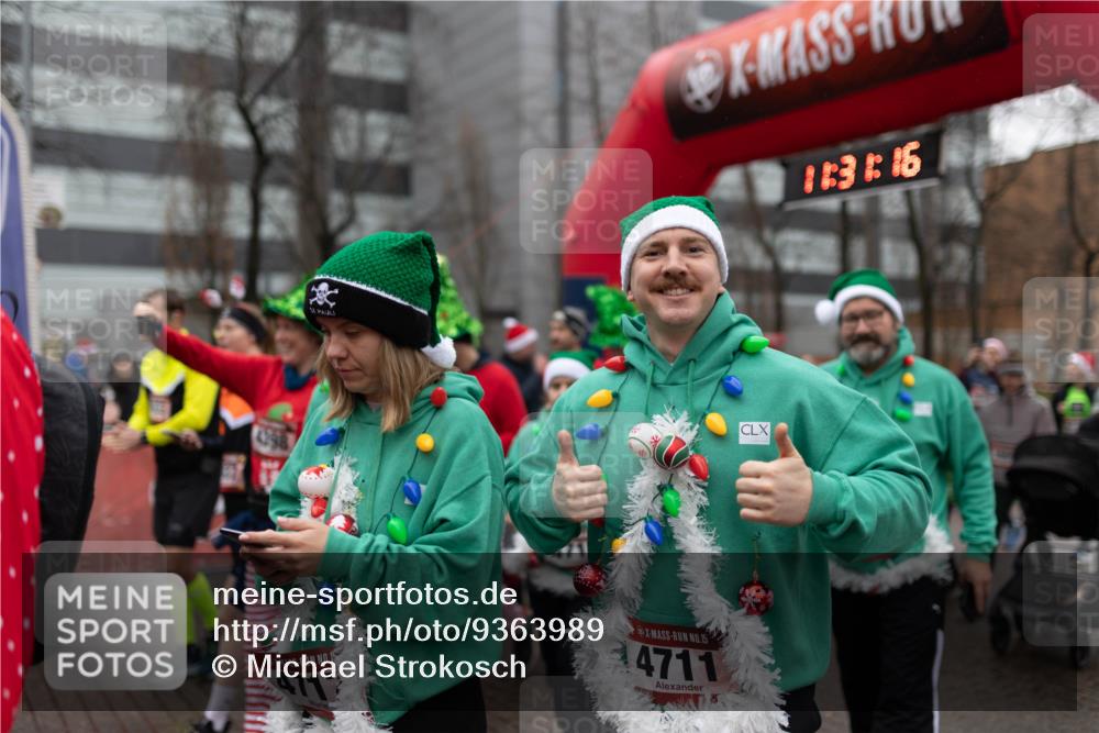 07.12.2025 - St. Pauli X-Mass-Run No. 15 Michael Strokosch http://msf.ph/oto/9363989 07.12.2025 12:31:13 Laufen 4998, 1, 471, 15, 4711, 183616 meine-sportfotos.de