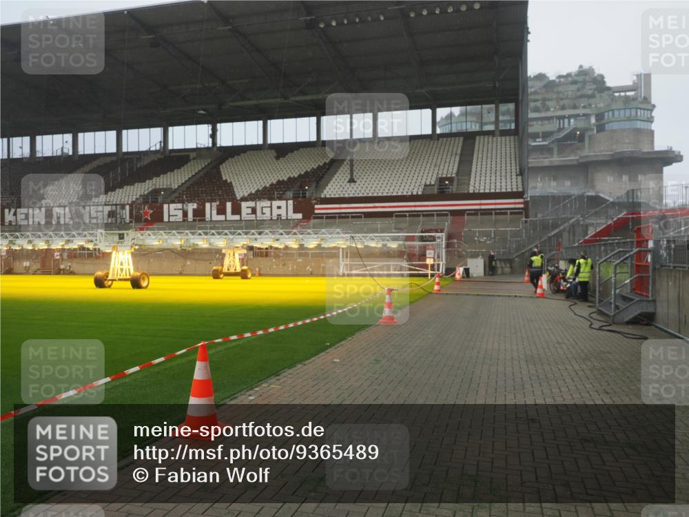 07.12.2025 - St. Pauli X-Mass-Run No. 15 Fabian Wolf http://msf.ph/oto/9365489 07.12.2025 10:13:57 Ziel 2951, 4371 meine-sportfotos.de