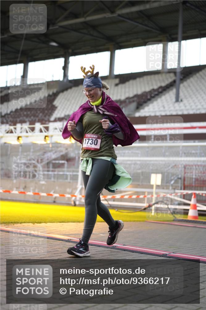 07.12.2025 - St. Pauli X-Mass-Run No. 15 Patografie http://msf.ph/oto/9366217 07.12.2025 10:50:36 Ziel 564, 1726, 1729, 1730, 2250, 2460, 2583, 2763, 3287, 3291, 3368, 4075, 4537, 4760 meine-sportfotos.de