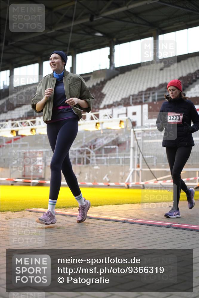 07.12.2025 - St. Pauli X-Mass-Run No. 15 Patografie http://msf.ph/oto/9366319 07.12.2025 10:51:42 Ziel 275, 328, 1047, 1964, 1984, 2103, 2105, 2327, 2332, 2553, 2593, 2607, 2836, 2837, 3223, 3228, 4862 meine-sportfotos.de