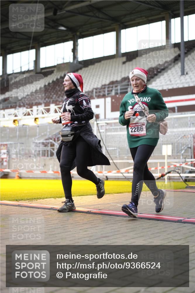 07.12.2025 - St. Pauli X-Mass-Run No. 15 Patografie http://msf.ph/oto/9366524 07.12.2025 10:54:30 Ziel 656, 1177, 1489, 2286, 2328, 2358, 2360, 2832, 3391, 3437 meine-sportfotos.de