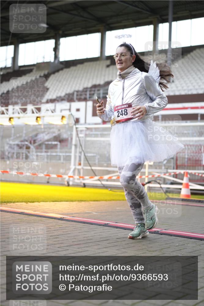 07.12.2025 - St. Pauli X-Mass-Run No. 15 Patografie http://msf.ph/oto/9366593 07.12.2025 10:56:28 Ziel 236, 248, 759, 2170, 4063, 4146 meine-sportfotos.de