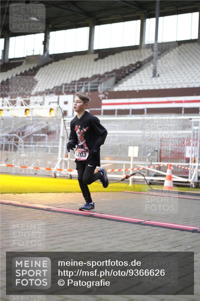 07.12.2025 - St. Pauli X-Mass-Run No. 15 Patografie http://msf.ph/oto/9366626 07.12.2025 10:56:49 Ziel 55, 417, 555, 566, 568, 763, 1203, 2538, 2542, 2664, 3275, 4799 meine-sportfotos.de