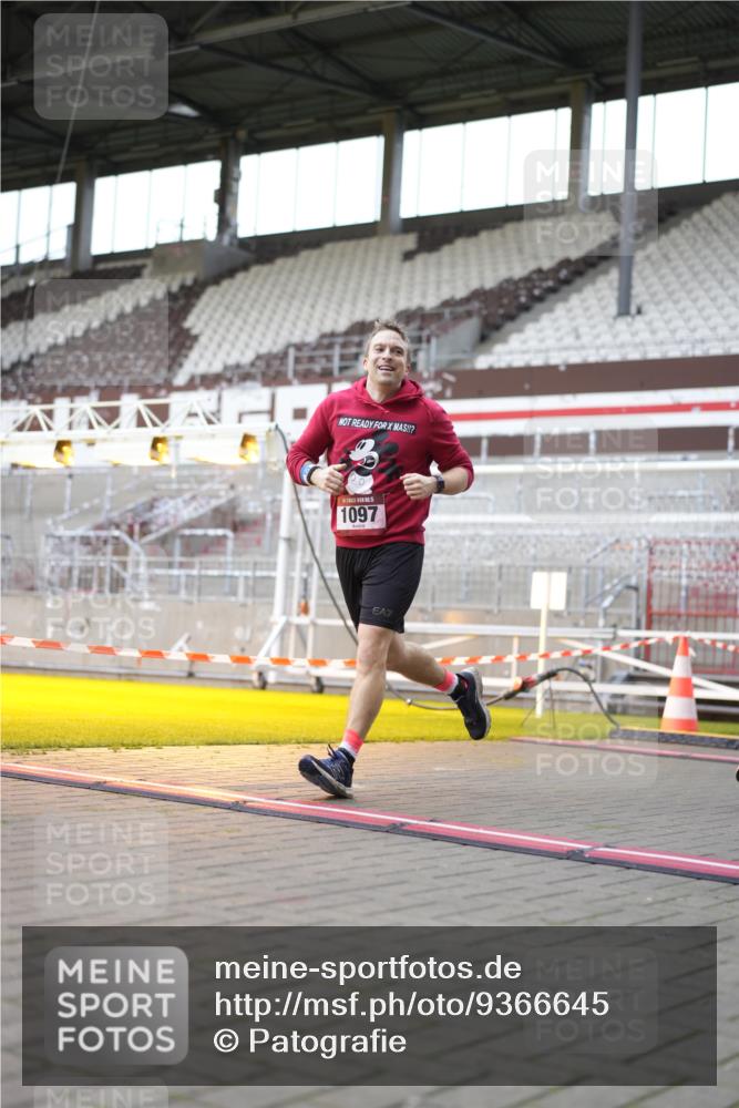 07.12.2025 - St. Pauli X-Mass-Run No. 15 Patografie http://msf.ph/oto/9366645 07.12.2025 10:57:04 Ziel 280, 566, 763, 1097, 1099, 1203, 3275, 4799 meine-sportfotos.de