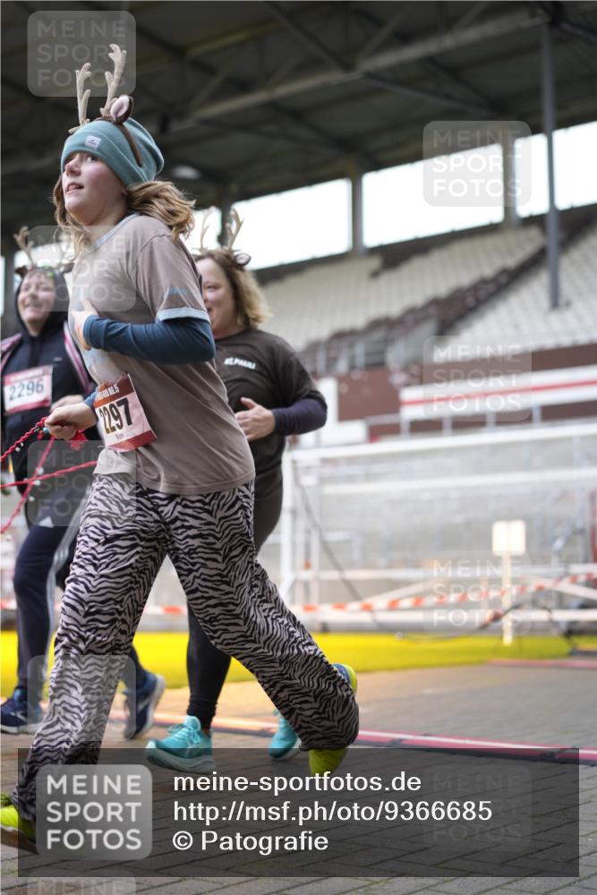 07.12.2025 - St. Pauli X-Mass-Run No. 15 Patografie http://msf.ph/oto/9366685 07.12.2025 10:57:17 Ziel 130, 251, 280, 773, 994, 1097, 1099, 1387, 2290, 2296, 2297, 2298, 2665, 3064, 3067 meine-sportfotos.de