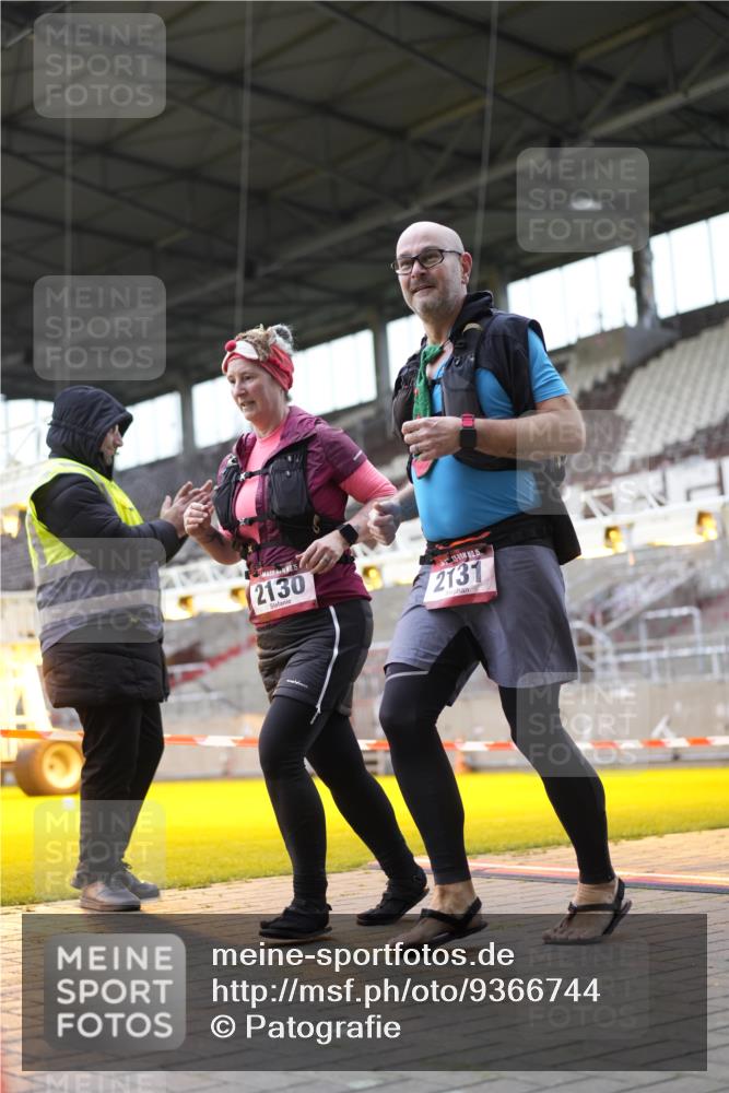 07.12.2025 - St. Pauli X-Mass-Run No. 15 Patografie http://msf.ph/oto/9366744 07.12.2025 10:58:39 Ziel 7, 606, 907, 941, 1160, 1174, 1476, 2130, 2131 meine-sportfotos.de