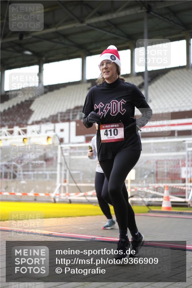 07.12.2025 - St. Pauli X-Mass-Run No. 15 Patografie http://msf.ph/oto/9366909 07.12.2025 11:00:32 Ziel 410, 433, 435, 439, 440, 611, 985, 1721, 3952, 4478, 4793 meine-sportfotos.de
