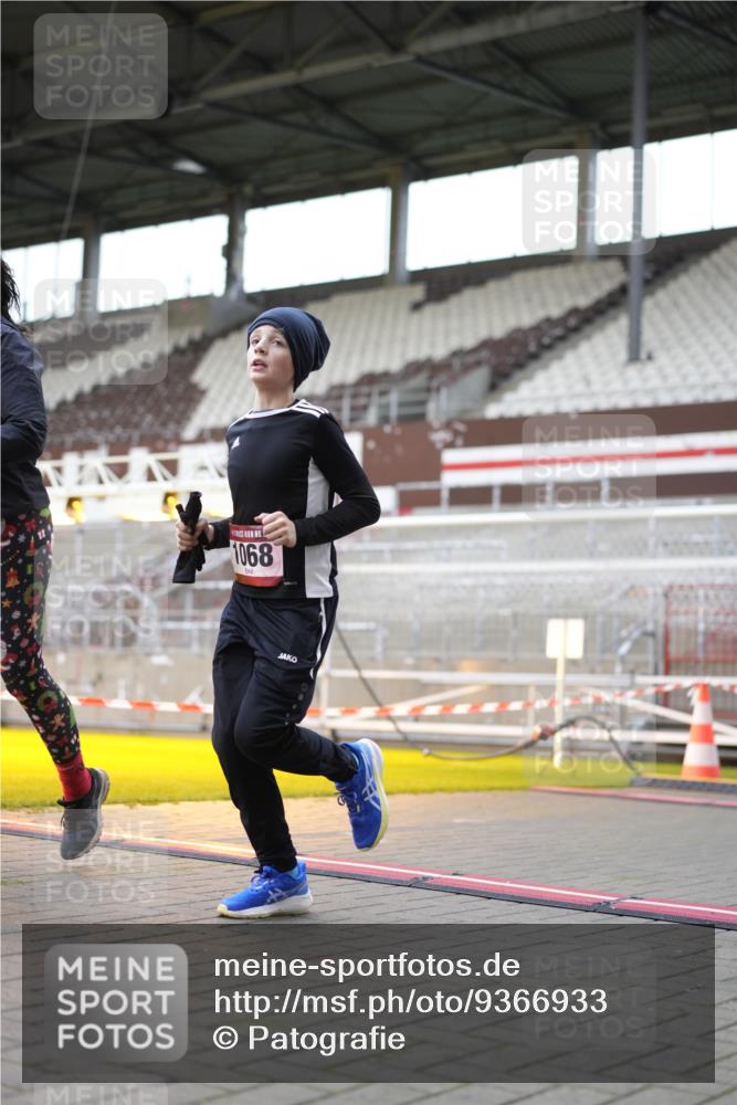 07.12.2025 - St. Pauli X-Mass-Run No. 15 Patografie http://msf.ph/oto/9366933 07.12.2025 11:00:50 Ziel 68, 135, 492, 1065, 1068, 1660, 3349, 3353 meine-sportfotos.de