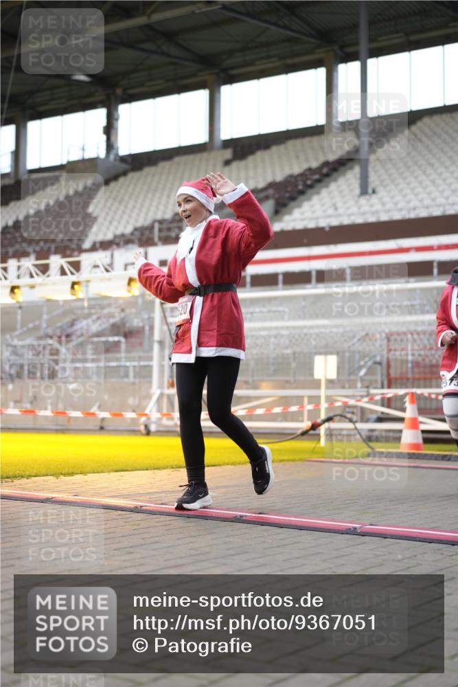 07.12.2025 - St. Pauli X-Mass-Run No. 15 Patografie http://msf.ph/oto/9367051 07.12.2025 11:02:15 Ziel 95, 193, 314, 317, 847, 1143, 1611, 2329, 2519, 2520 meine-sportfotos.de