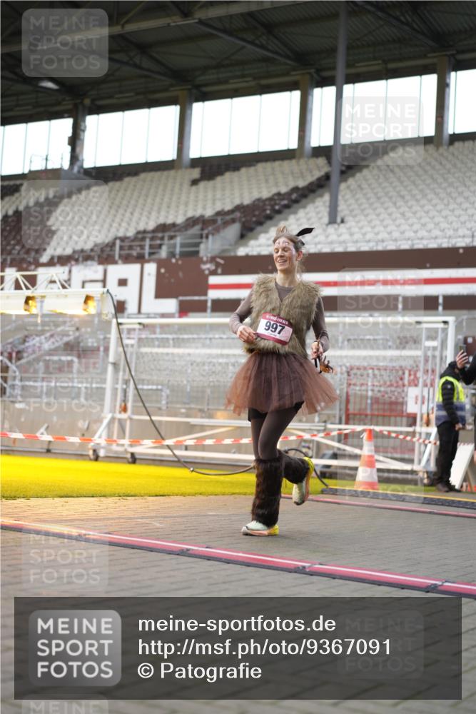 07.12.2025 - St. Pauli X-Mass-Run No. 15 Patografie http://msf.ph/oto/9367091 07.12.2025 11:02:45 Ziel 151, 160, 502, 574, 746, 747, 749, 751, 875, 880, 953, 997, 1063, 1102 meine-sportfotos.de