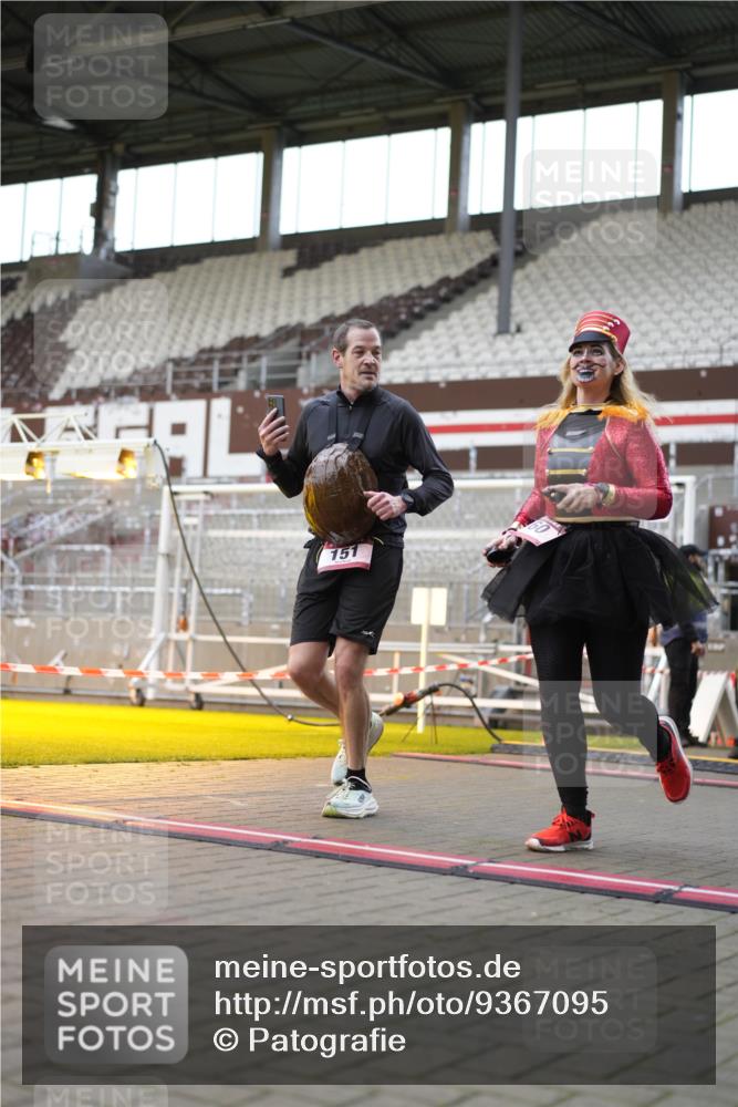 07.12.2025 - St. Pauli X-Mass-Run No. 15 Patografie http://msf.ph/oto/9367095 07.12.2025 11:02:46 Ziel 151, 160, 502, 574, 746, 875, 880, 953, 997, 1063, 1102 meine-sportfotos.de