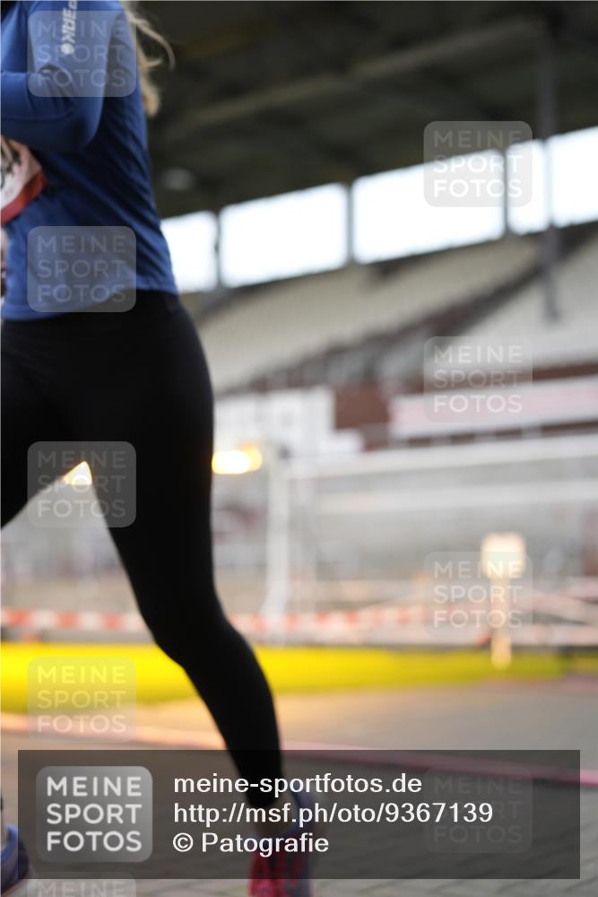07.12.2025 - St. Pauli X-Mass-Run No. 15 Patografie http://msf.ph/oto/9367139 07.12.2025 11:02:59 Ziel 151, 160, 502, 574, 599, 602, 612, 875, 880, 953, 997, 1102, 1139, 1199, 1385, 1644, 1668, 1670, 4809 meine-sportfotos.de