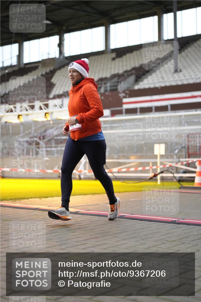 07.12.2025 - St. Pauli X-Mass-Run No. 15 Patografie http://msf.ph/oto/9367206 07.12.2025 11:03:37 Ziel 102, 109, 297, 505, 514, 1551 meine-sportfotos.de