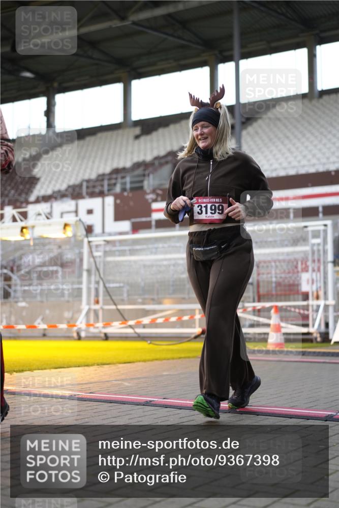 07.12.2025 - St. Pauli X-Mass-Run No. 15 Patografie http://msf.ph/oto/9367398 07.12.2025 10:51:08 Ziel 769, 1093, 1691, 3199, 3342 meine-sportfotos.de