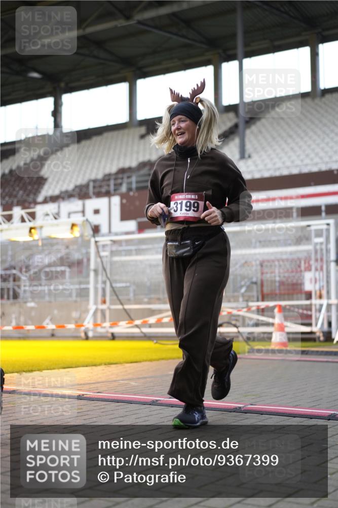 07.12.2025 - St. Pauli X-Mass-Run No. 15 Patografie http://msf.ph/oto/9367399 07.12.2025 10:51:08 Ziel 769, 1093, 1691, 3199, 3342 meine-sportfotos.de