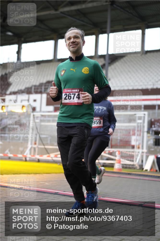07.12.2025 - St. Pauli X-Mass-Run No. 15 Patografie http://msf.ph/oto/9367403 07.12.2025 10:51:26 Ziel 1047, 2103, 2105, 2327, 2332, 2642, 2643, 2674, 2959 meine-sportfotos.de