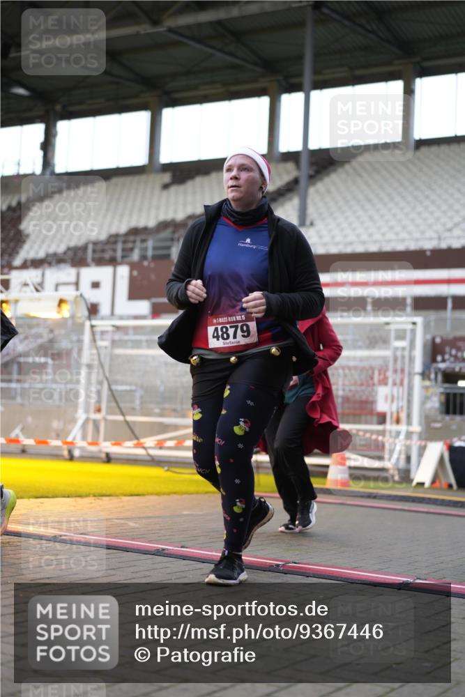 07.12.2025 - St. Pauli X-Mass-Run No. 15 Patografie http://msf.ph/oto/9367446 07.12.2025 10:52:01 Ziel 27, 1964, 1982, 1984, 2165, 2287, 2289, 2592, 2661, 2836, 2837, 4550, 4865, 4879, 4880 meine-sportfotos.de