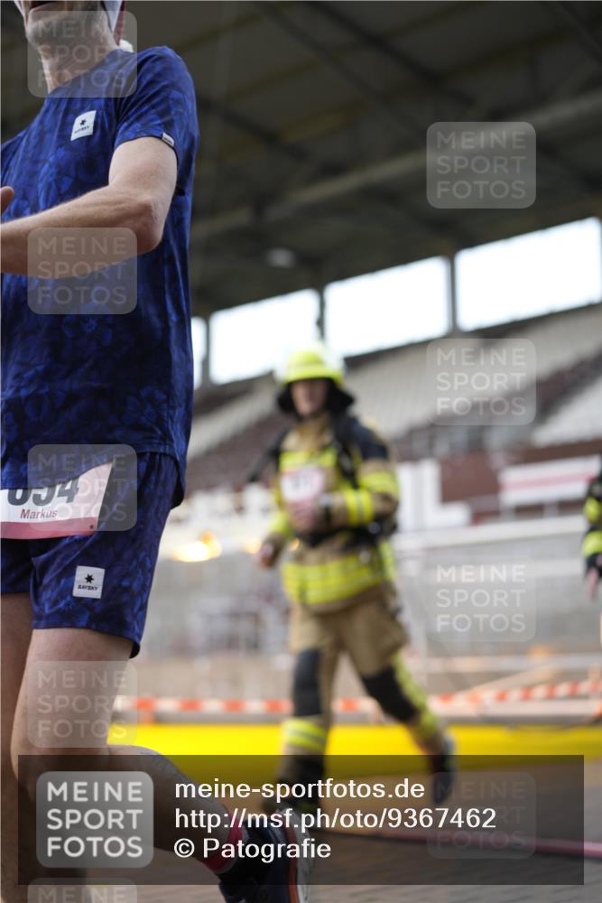 07.12.2025 - St. Pauli X-Mass-Run No. 15 Patografie http://msf.ph/oto/9367462 07.12.2025 10:52:12 Ziel 27, 499, 506, 654, 931, 1098, 2592, 2661, 4797, 4864, 4865, 4866, 4879, 4880, 4882 meine-sportfotos.de