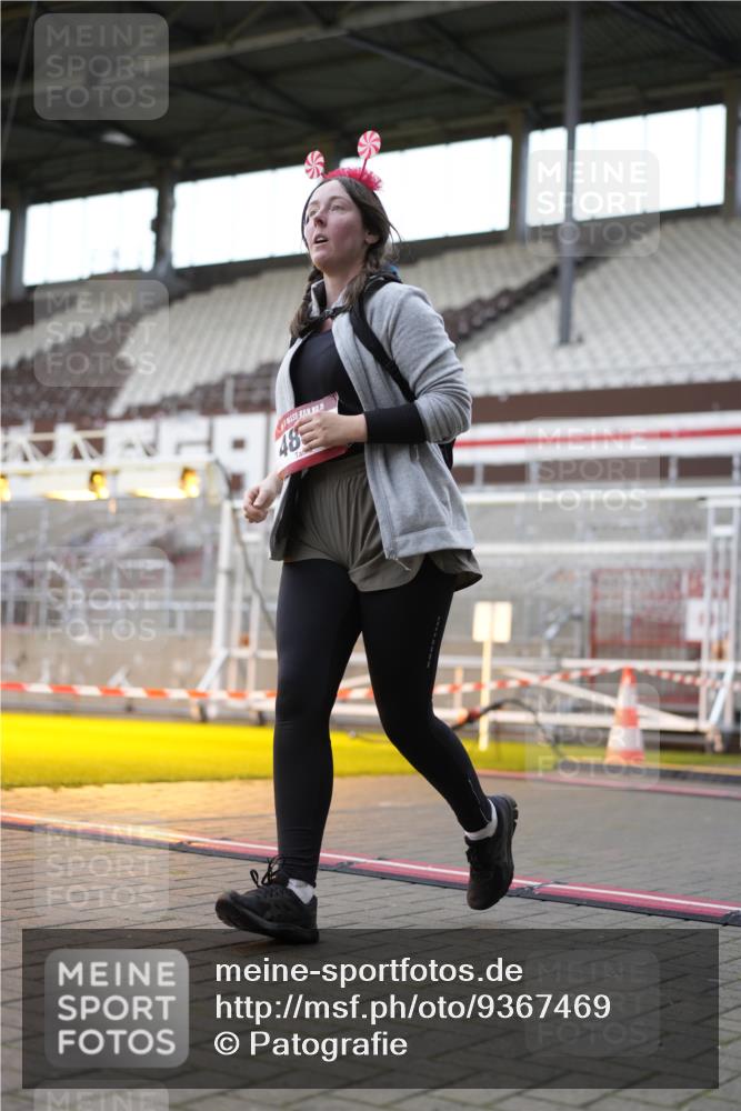 07.12.2025 - St. Pauli X-Mass-Run No. 15 Patografie http://msf.ph/oto/9367469 07.12.2025 10:52:19 Ziel 27, 499, 506, 654, 931, 1098, 4797, 4864, 4866, 4882 meine-sportfotos.de