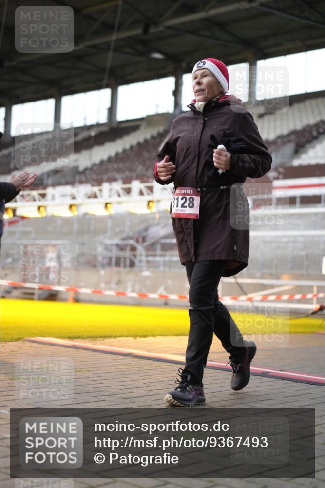 07.12.2025 - St. Pauli X-Mass-Run No. 15 Patografie http://msf.ph/oto/9367493 07.12.2025 10:53:12 Ziel 500, 510, 1684, 3128 meine-sportfotos.de