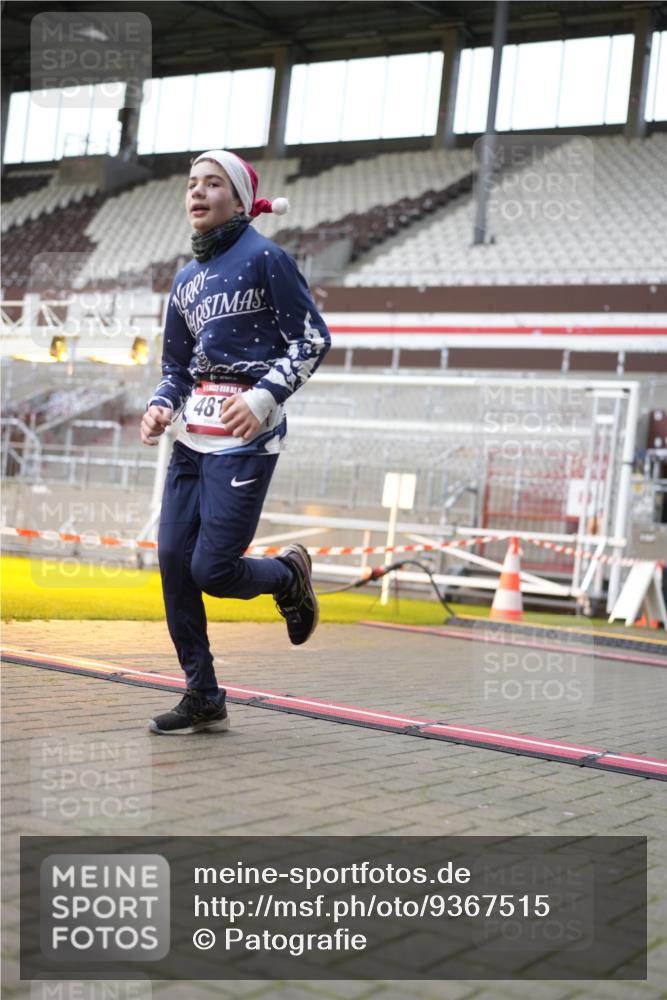 07.12.2025 - St. Pauli X-Mass-Run No. 15 Patografie http://msf.ph/oto/9367515 07.12.2025 10:53:54 Ziel 1478, 4814 meine-sportfotos.de