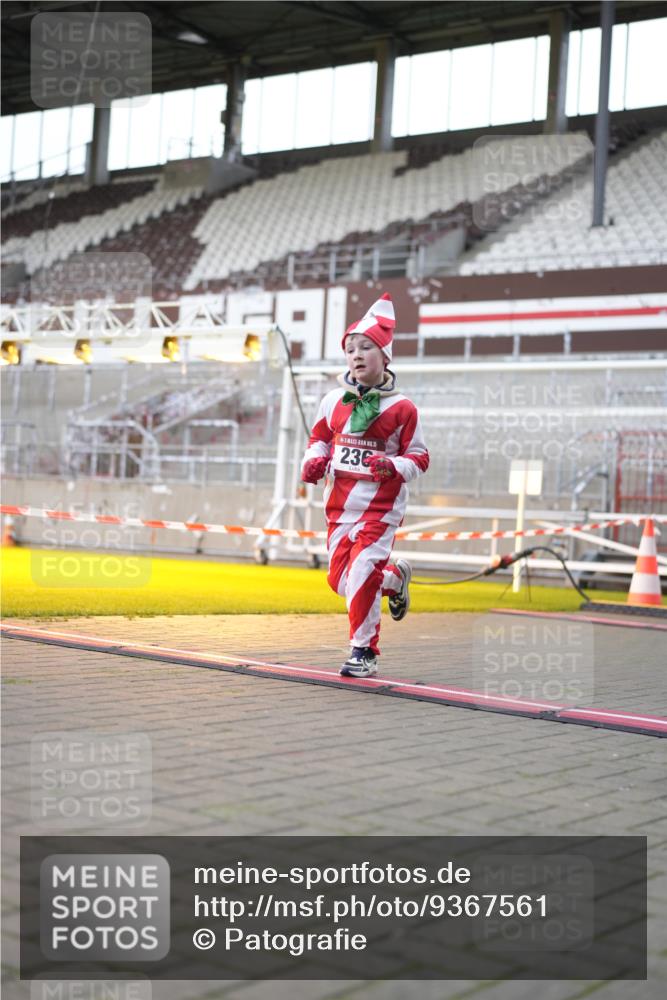 07.12.2025 - St. Pauli X-Mass-Run No. 15 Patografie http://msf.ph/oto/9367561 07.12.2025 10:56:27 Ziel 236, 248, 759, 2170, 4063, 4146 meine-sportfotos.de